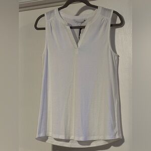 41 Hawthorn White Sleeveless Top